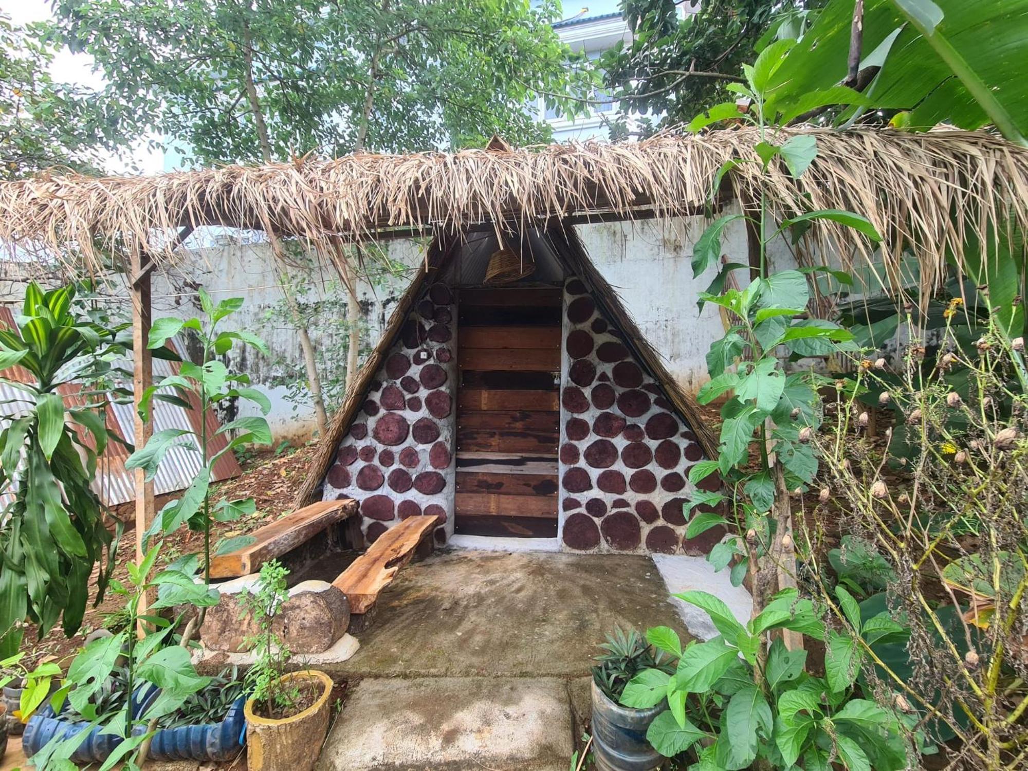 Backpacker Hostel And Jungle Trekking Banlung Exterior foto